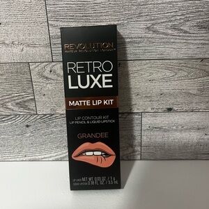 Makeup Revolution Grandee Lip Kit